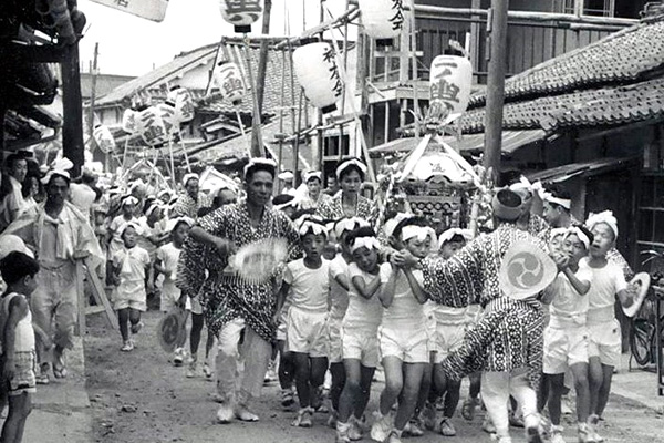 昭和38年夏祭 子供神輿の渡御